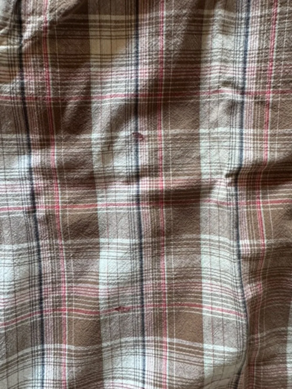 Brown plaid shorts, size 42